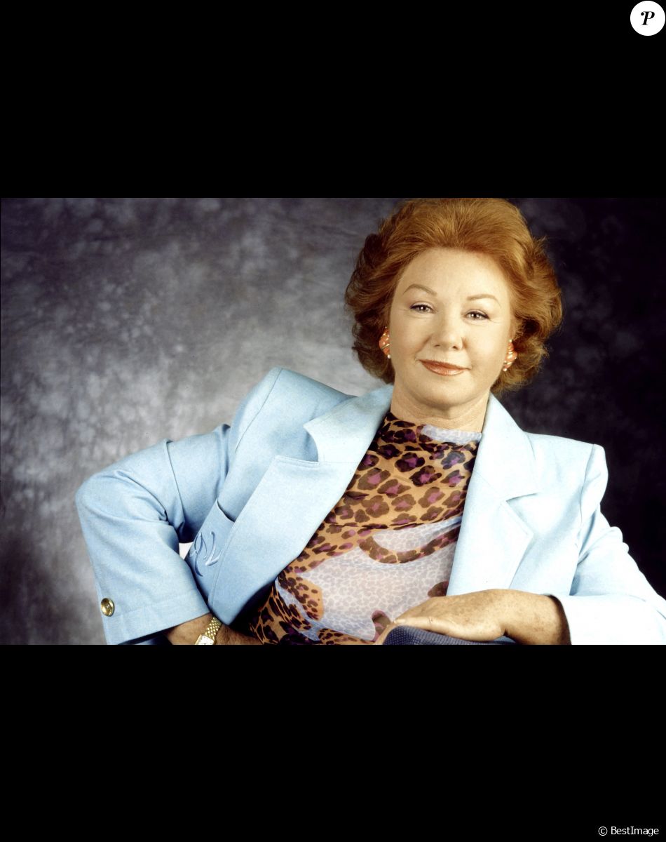 En 90 ans, la baronne Nadine de Rothschild a vu défiler les hommes.
Archives - Portrait de Nadine de Rothschild. © Cédric Perrin / Bestimage