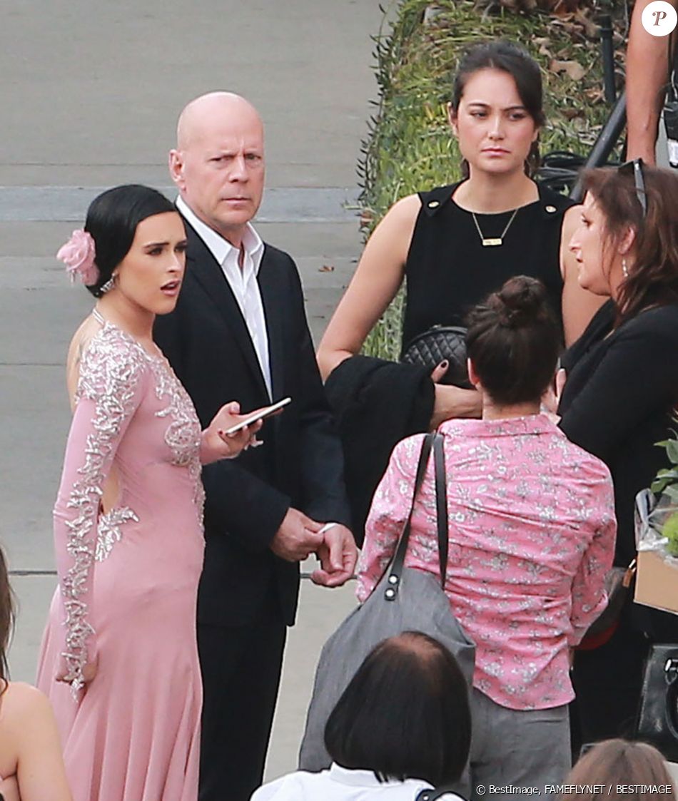 Bruce Willis Et Son Fils Exclusif - Bruce Willis et sa femme Emma Heming, Rumer Willis - Bruce  Willis et son ex-femme Demi Moore sont venus soutenir leur fille Rumer, qui  participe à la - Purepeople