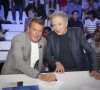 Benjamin Castaldi en a dit plus sur l'opération subie par Michel Drucker sur le plateau de "Touche pas.à mon poste" ce 24 mars : "C'était une opération un peu compliquée. On lui a changé une valve, la valve mitrale il me semble. Il y avait une espèce de microbe qui l'avait attaquée. L'opération s'est bien passée. (...) Il était en réanimation jusqu'à ce matin. Il est réveillé et va très bien." 
Exclusif - Benjamin Castaldi, Michel Drucker - Sur le plateau de l'émission TPMP (Touche Pas à Mon Poste) présentée en direct par C.Hanouna et diffusée sur C8 - Paris le 14/09/2022 - © Jack Tribeca / Bestimage 