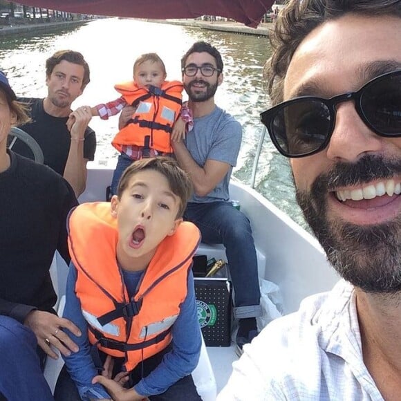 Camille Cottin en famille avec son compagnon Benjamin et leurs deux enfants, Anna et Léon en 2017.