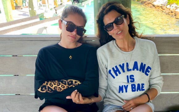 Exclusif - Thylane Blondeau et sa mère Véronika Loubry pendant leurs vacances en famille pour fêter les 18 ans de Thylane sur l'île de Staniel Cay, aux Bahamas, le 5 avril 2019