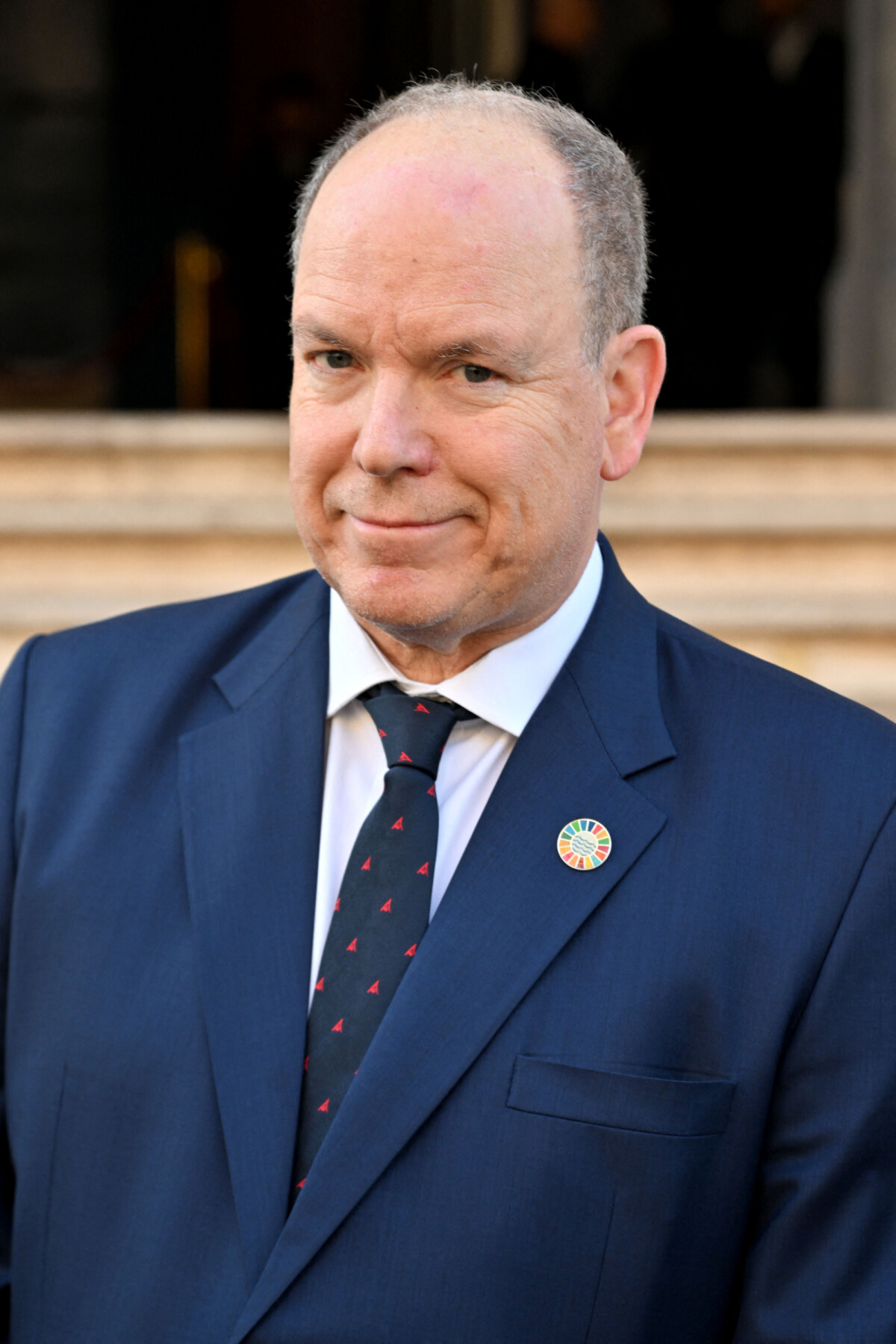 Photo Le Prince Albert II De Monaco Essaye De Passer Du Temps Avec 