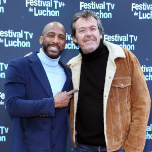 Jean-Luc Reichmann, Stomy Bugsy - Photocall de la série "Léo Mattéi, brigade des mineurs" lors de la 25ème Edition du Festival TV de Luchon. Le 4 février 2023 © Patrick Bernard / Bestimage