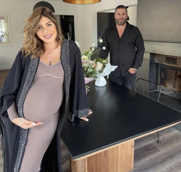 Sarah Lopez et son compagnon Gérald Martinez ont accueilli leur premier enfant ensemble, une petite fille. Instagram