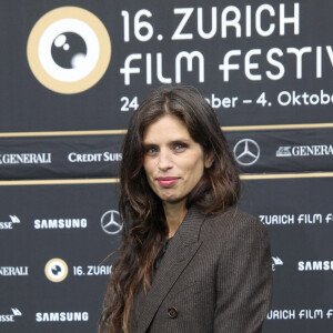 Maïwenn (Le Besco) - Juliette Binoche et Maïwenn (Le Besco) arrivent au festival du film de Zurich (24 septembre - 4 octobre 2020), le 1er octobre 2020.