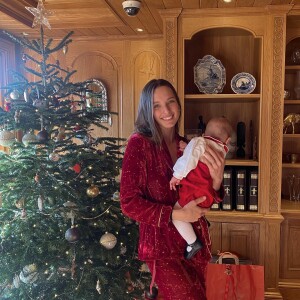Ilona Smet fête Noël en famille. Le 25 décembre 2022.