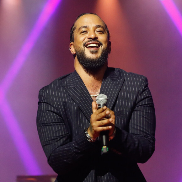 Elle est née prématurée
Exclusif - Slimane - Gala des 10 ans de l'association "Juste Humain" au Paradis Latin à Paris le 04 avril 2023.