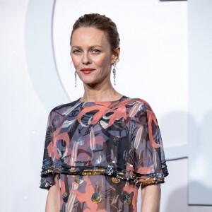 Vanessa Paradis - Soirée de gala en hommage à Patrick Dupond à l'Opéra de Paris le 21 février 2023. © Olivier Borde/Bestimage