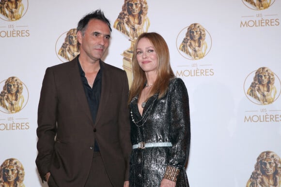 Vanessa Paradis et son mari Samuel Benchetrit - 33e Nuit des Molières aux Folies Bergère à Paris le 30 Mai 2022. @ Bertrand Rindoff / Bestimage