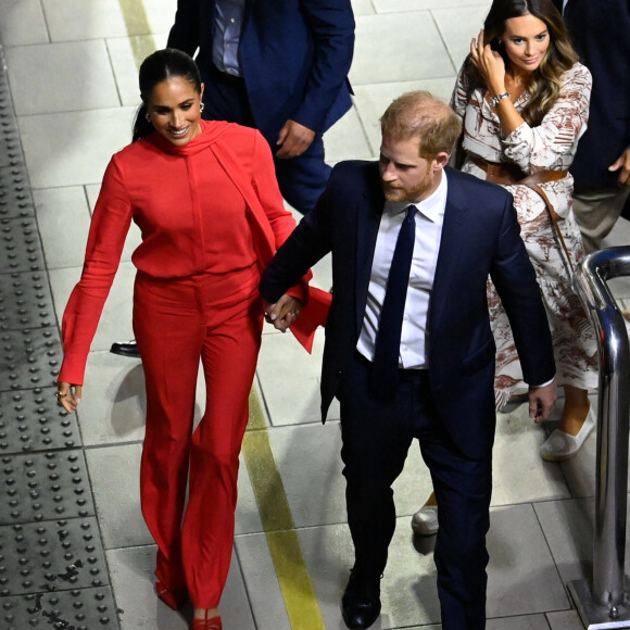 Le prince Harry, duc de Sussex et Meghan Markle, duchesse de Sussex, arrivent au "One Young World Summit 2022" à Manchester, le 5 septembre 2022. 