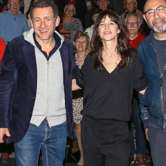 Dany Boon, Charlotte Gainsbourg et Kad Merad à la première du film "La Vie pour de vrai" à Lille, France, le 1er avril 2023. © Stéphane Vansteenkiste/Bestimage 