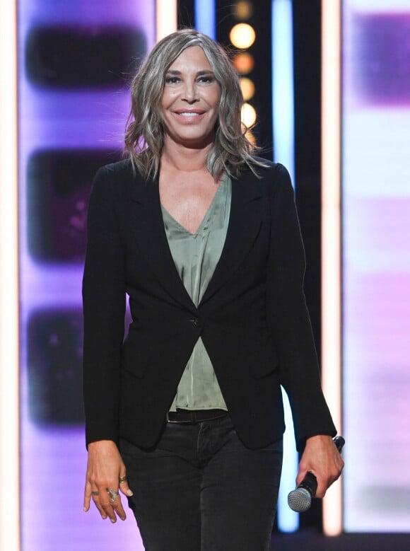 Zazie - Les personnalités se mobilisent lors de la 36ème édition du Téléthon sur le plateau de France 2, avec pour parrain K.Adams, le 3 décembre 2022. © Coadic GUIREC / Bestimage