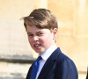 Le jeune prince George aura la lourde responsabilité de tenir la traine de son grand-père pour le couronnement de Charles III.
Le prince George de Galles - La famille royale du Royaume Uni arrive à la chapelle Saint George pour la messe de Pâques au château de Windsor. 