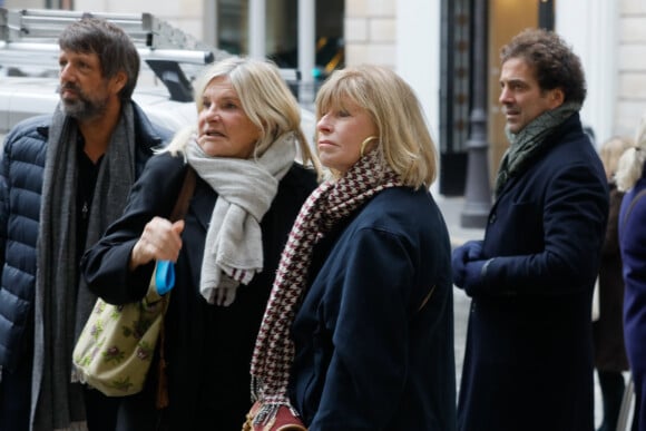 Caroline Tiné (Mère de S.Farran), Katherine Pancol et Antoine Benichou - Obsèques de Dominique Farran, le père de S.Farran, en l'église Saint-Thomas-d'Aquin à Paris. Le 14 novembre 2019.