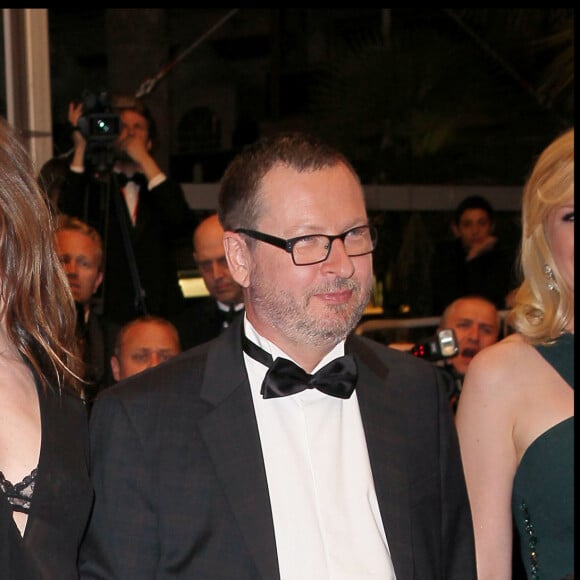 Charlotte Gainsbourg, Lars Von Trier - Montée des marches du film "Melancholia" - 64e festival de Cannes.