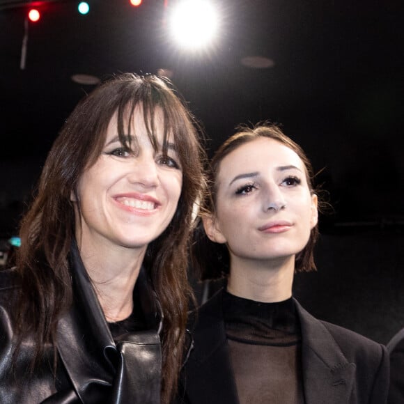 Charlotte Gainsbourg et sa fille Alice Attal - Arrivées à la 48ème cérémonie des César à l'Olympia à Paris le 24 février 2023. © Olivier Borde / Dominique Jacovides / Bestimage 