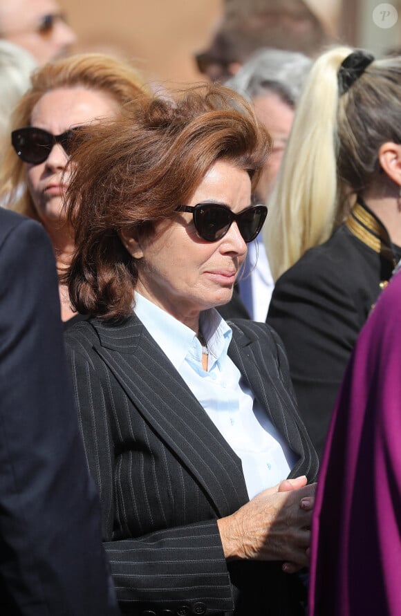 Dominique Tapie peut compter sur le soutien de sa fille Sophie et son fils, Laurent.
Dominique Tapie et Nathalie Tapie, à la sortie des obsèques de Bernard Tapie en la Cathédrale La Major à Marseille le 8 octobre 2021. © Jacovides / Santini / Bestimage