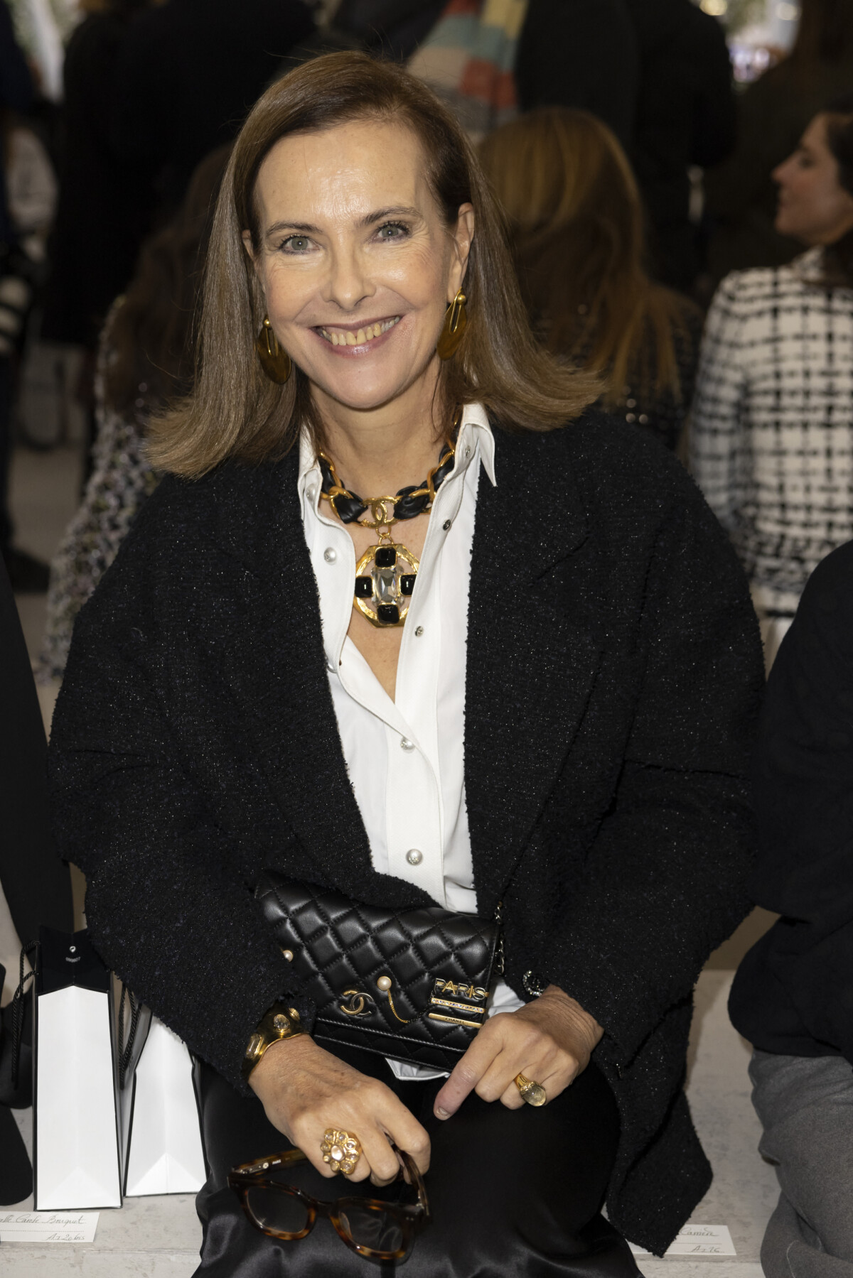 Photo Carole Bouquet Au D fil De Mode Chanel En Hommage Aux M tiers 