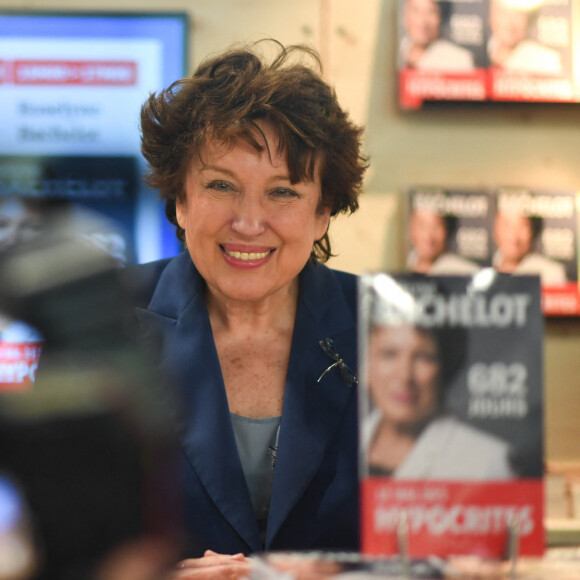 Roselyne Bachelot au Festival du Livre de Paris 2023 au Grand Palais Éphémère le 23 avril 2023. © Lionel Urman / Panoramic / Bestimage 