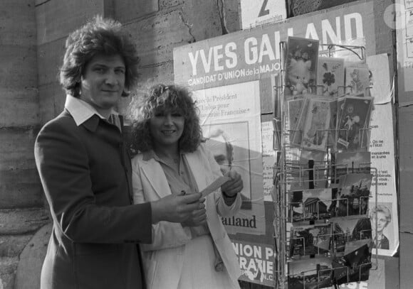 Patrick Sebastien et Marie Myriam lors de leurs fiancailles à Paris, le 14 mars 1978. © Jean-Claude Woestelandt/Bestimage