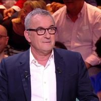 Léa Salamé choquée par le "smack" de Christophe Dechavanne : il réagit cash