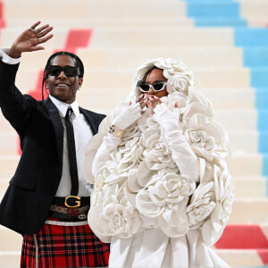 Rihanna (enceinte) et ASAP Rocky - Arrivées à la soirée du "MET Gala 2023" à New York. Le 1er mai 2023 © © Andrea Renault / Zuma Press / Bestimage