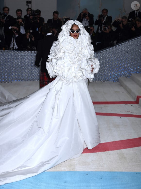 Rihanna (enceinte) - Arrivées à la soirée du "MET Gala 2023" à New York. Le 1er mai 2023 © Photo Image Press / Zuma Press / Bestimage 