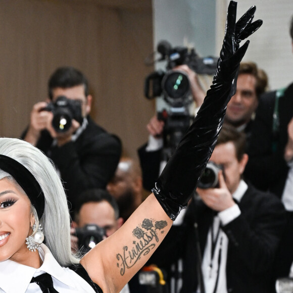 Cardi B - Les célébrités arrivent à la soirée du "MET Gala 2023" à New York, le 1er mai 2023.  Celebrities arrive at the "MET Gala 2023".