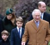 La famille royale va bientôt se rassembler pour le couronnement du roi Charles III.
Le prince Louis de Galles, le prince George de Galles, Le roi Charles III d'Angleterre et le prince William, prince de Galles - La famille royale d'Angleterre assiste au service religieux de Noël à l'église St Mary Magdalene à Sandringham, Norfolk, Royaume Uni, le 25 décembre 2022. 