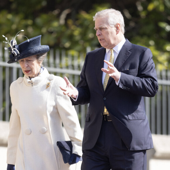 La princesse Anne, Le prince Andrew, duc d'York - La famille royale du Royaume Uni va assister à la messe de Pâques à la chapelle Saint Georges au château de Windsor, le 9 avril 2023. 
