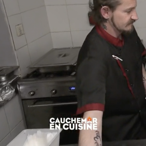 Philippe Etchebest très énervé contre un cuisinier dans "Cauchemar en cuisine" - M6