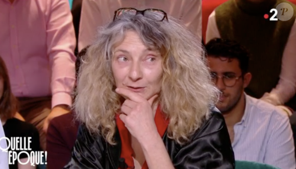 Corinne Masiero dans "Quelle époque !" sur France 2 le 6 mai 2023.