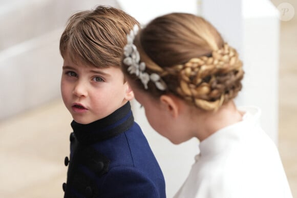 Le prince Louis de Galles, et La princesse Charlotte de Galles - Les invités arrivent à la cérémonie de couronnement du roi d'Angleterre à l'abbaye de Westminster de Londres, Royaume Uni, le 6 mai 2023.