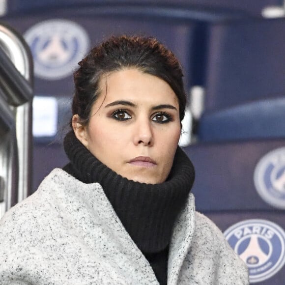 Karine Ferri encourageant son compagnon Yoann Gourcuff lors du match Psg-Rennes au Parc des Princes à Paris le 6 novembre 2016. (victoire 4-0 du Psg) © Pierre Perusseau/Bestimage