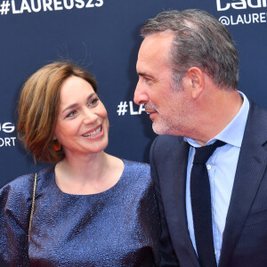 Jean Dujardin et Nathalie Péchalat s'offrent une belle sortie à deux
 
Jean Dujardin et sa compagne Nathalie Péchalat - Red Carpet de la cérémonie " 2023 Laureus World Sports Awards" à Paris le 8 mai 2023 . Veeren/Bestimage