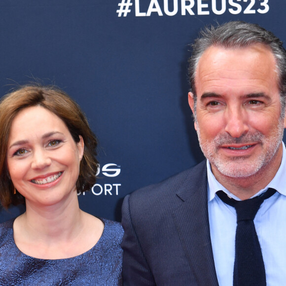 Jean Dujardin et sa compagne Nathalie Péchalat - Red Carpet de la cérémonie " 2023 Laureus World Sports Awards" à Paris le 8 mai 2023 . Veeren/Bestimage