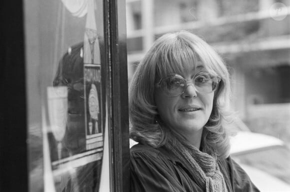 Archives - En France, à Paris, Marion Sarraut posant le 7 novembre 1979.