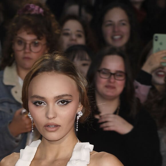 Lily-Rose Depp à la première du film Netflix's "The King" lors de la 63ème édition du festival BFI du film de Londres au cinéma Odeon Luxe Leicester Square à Londres, Royaume Uni, le 3 octobre 2019.