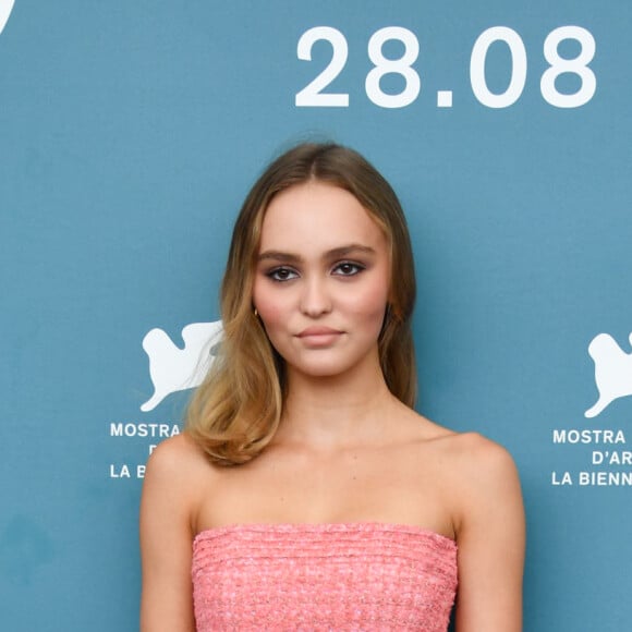 Lily-Rose Depp au photocall du film "The King" lors du 76ème festival international du film de Venise, la Mostra le 2 septembre 2019.