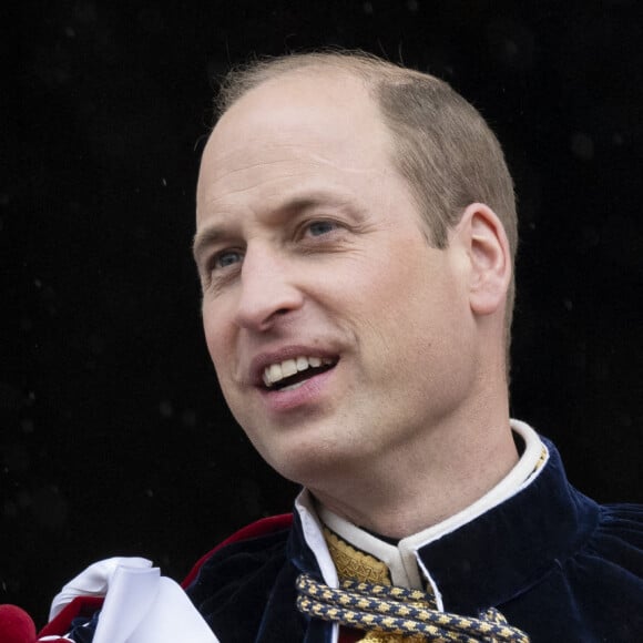 Le prince William, prince de Galles, et Catherine (Kate) Middleton, princesse de Galles - La famille royale britannique salue la foule sur le balcon du palais de Buckingham lors de la cérémonie de couronnement du roi d'Angleterre à Londres le 5 mai 2023. 