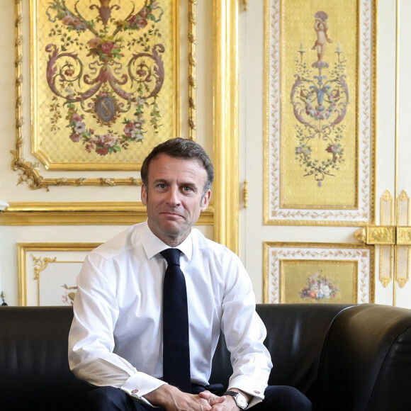 Le président français Emmanuel Macron recoit Elon Musk, Président directeur général de X Corp et Tesla, pour un entretien au Palais de l'Elysée, à Paris, le 15 mai 2023. © Stéphane Lemouton / Bestimage 