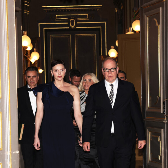 Le prince Albert II de Monaco et la princesse Charlene de Monaco ont reçu cette année un Maria Callas Award - Cérémonie des " Maria Callas " Awards à l'Opéra de Monte-Carlo avec I.Efthimiou, Présidente & Fondatrice du Monaco Gala & Awards. Le Maria Callas Monaco Gala & Awards devient une institution annuelle à Monaco destinée à célébrer l'art et l'opéra ainsi qu'à défendre chaque année une nouvelle cause caritative. Le 12 mai 2023 à Monaco. © Claudia Albuquerque / Bestimage