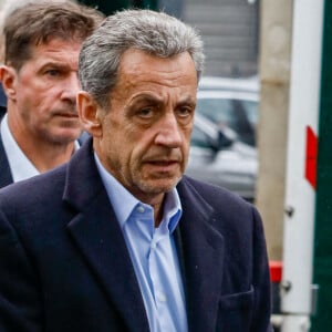 Nicolas Sarkozy a été condamné en appel à Paris à trois ans d'emprisonnement dont un an ferme pour corruption et trafic d'influence. 
Nicolas Sarkozy - Arrivées aux obsèques de l'avocat Hervé Temime au cimetière du Montparnasse à Paris, France. © Clovis-Jacovides/Bestimage