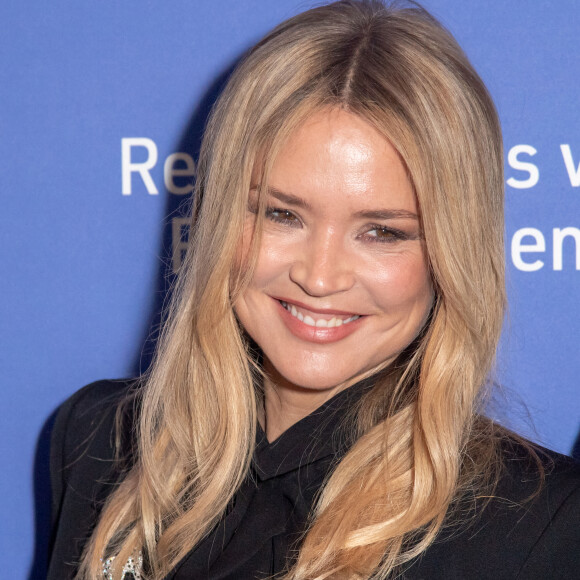 Il faut dire qu'elle est enceinte de six mois ! 
Virginie Efira - Les célébrités françaises assistent à la soirée d'ouverture du "28th Rendez-Vous with French Cinema" au Lincoln Center à New York, le 2 mars 2023. 