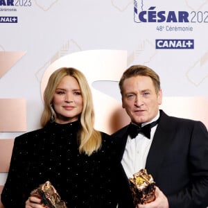 Virginie Efira César De La Meilleure Actrice Dans Revoir Paris, Benoît Magimel César Du Meilleur Acteur Dans Pacifiction - Tourment Sur Les Îles - Pressroom - 48ème cérémonie des César à l'Olympia à Paris le 24 février 2023. © Jacovides / Borde / Bestimage  Pressroom - 48th César ceremony at the Olympia in Paris on 24 February 2023. 