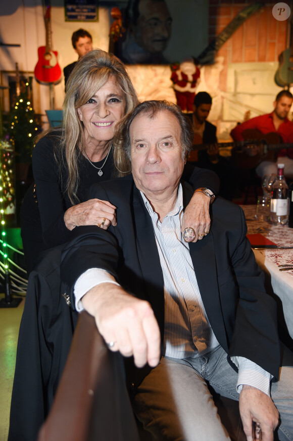 Exclusif - Daniel Russo et sa femme Lucie - Dîner au restaurant "La Chope des Puces" à Saint-Ouen le 3 décembre 2018. © Giancarlo Gorassini/Bestimage 