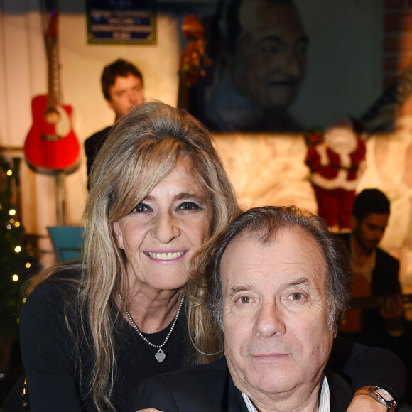 Exclusif - Daniel Russo et sa femme Lucie - Dîner au restaurant "La Chope des Puces" à Saint-Ouen le 3 décembre 2018. © Giancarlo Gorassini/Bestimage 