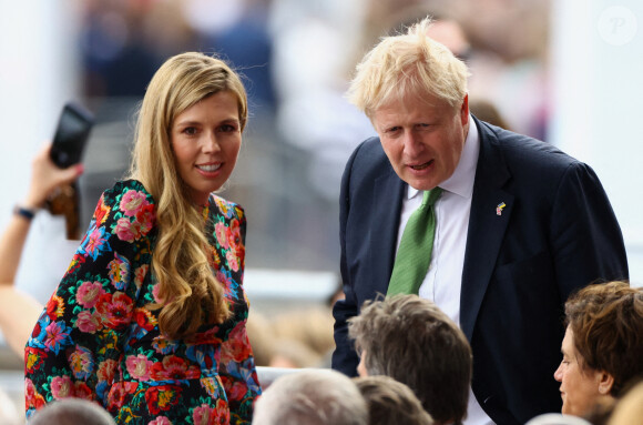 Au total, il aura donc 8 enfants !
Boris Johnson et sa femme Carrie - La famille royale d'Angleterre lors du concert devant le palais de Buckingham à Londres, à l'occasion du jubilé de platine de la reine d'Angleterre. Le 4 juin 2022