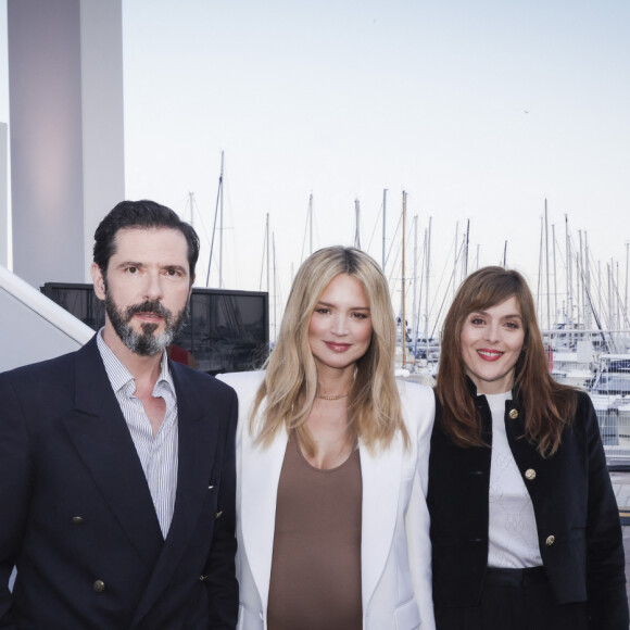 Exclusif - Melvil Poupaud, Virginie Efira enceinte, Valérie Donzelli - Emission "C à vous" lors du 76ème Festival International du Film de Cannes le 23 mai 2023. © Jack Tribeca/Bestimage 