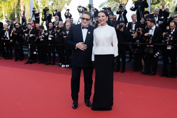 Benoit Magimel, Juliette Binoche - Montée des marches du film " La passion de Dodin Bouffant " lors du 76ème Festival International du Film de Cannes, au Palais des Festivals à Cannes. Le 24 mai 2023 © Olivier Borde / Bestimage 